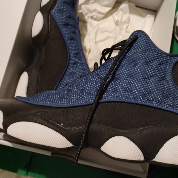 Retro Jordan 13 University Blue size 9 with box - Picture 2 of 8